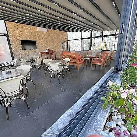Arkk Homes Apartahotel