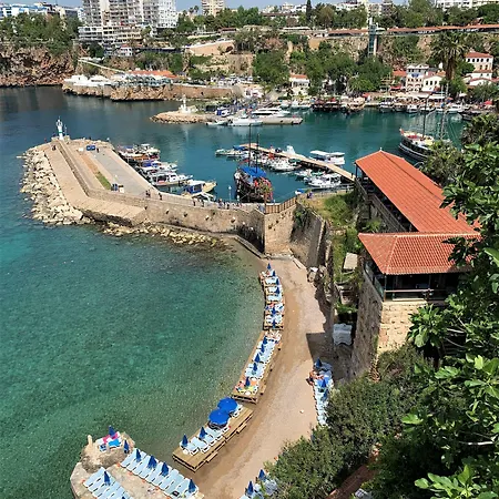 Arkk Homes Apartahotel 4*